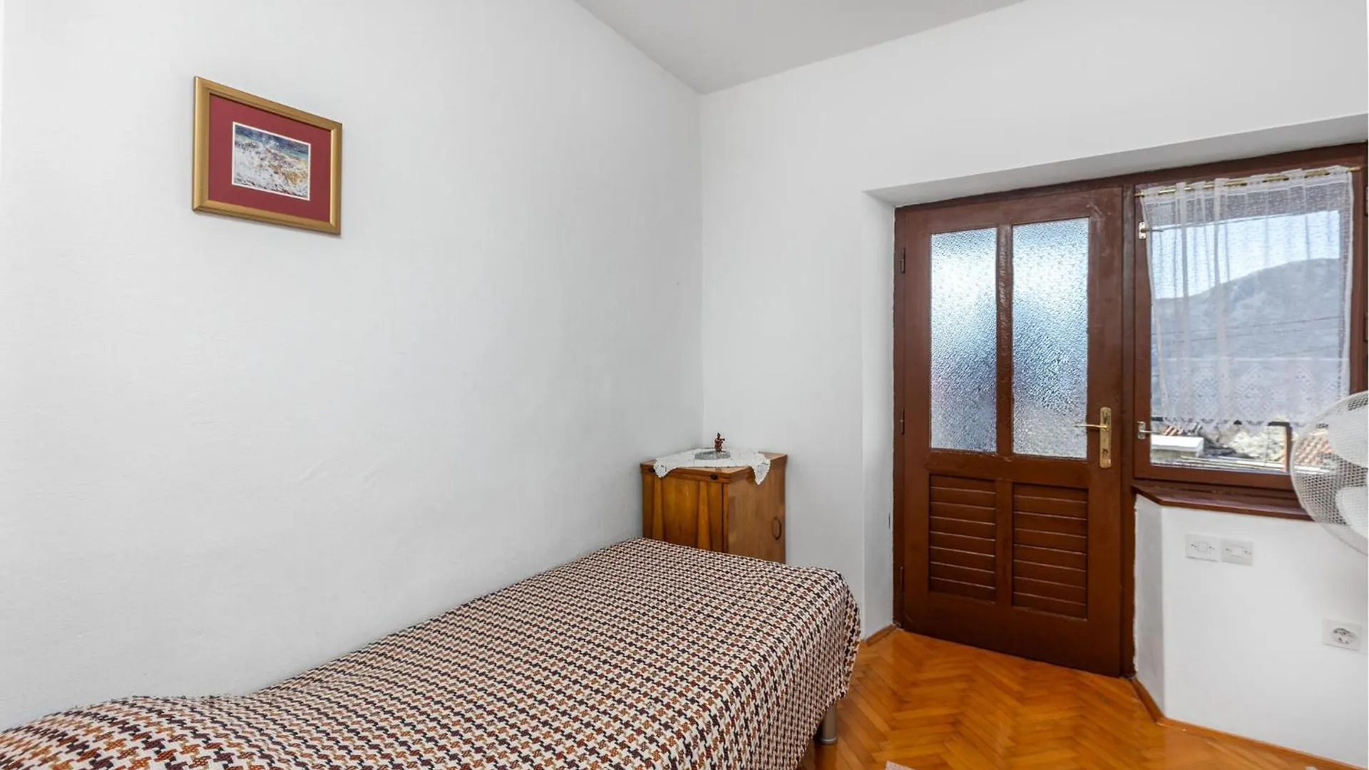 Holiday home 3 Bedroom Beautiful Home In Grizane